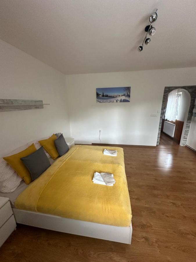 U Kubinu Appartement Jáchymov Buitenkant foto